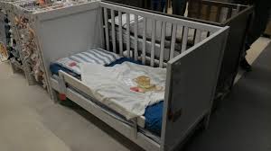 سرير أطفال مع أدراج وجانب 36 صورة سرير خشبي مفرد مع صناديق تخزين