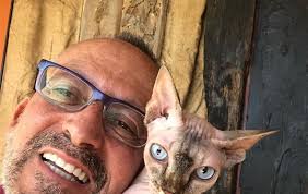 2007 by mikky b on vimeo, the home for high quality videos and the people who love… Manuel Luis Goucha Apresenta Os Seus Animais De Estimacao Lifestyle Flash