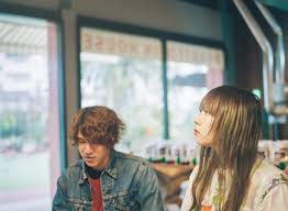旅とは、刺激とインプット。GLIM SPANKYが旅を通して見てきたもの - OnTrip JAL