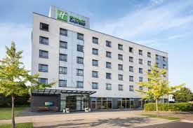 I stayed there in november and at night, the room was a little chilly but overall good service. Holiday Inn Express Duesseldorf City North Prices Hotel Reviews Dusseldorf Germany Tripadvisor
