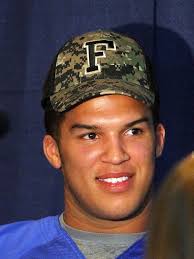 When it comes to college majors, football players stick together