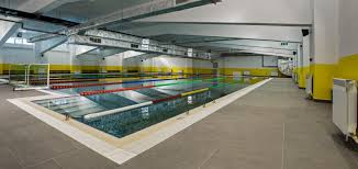 Daniel băluță, primarul sectorului 4, a inaugurat, la școala nr. Bazin Scoala Ginaziala Hamburg 195 Bazine Bucuresti