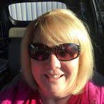 Robin Shumake's Instagram, Twitter & Facebook