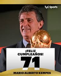 FELIZ CUMPLE, MATADOR! 🥳🇦🇷 Hoy celebra sus 71 años Mario Alberto Kempes,  leyenda del fútbol argentino y campeón del mundo con la Selección en 1978.