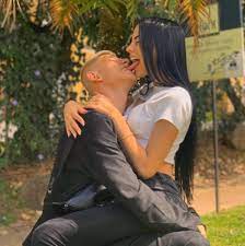 El deportista mateo carvajal decidió responderles a sus seguidores acerca de la controversia que generó entre los influenciadores 'la liendra' y luisa castro. La Liendra Y Luisa Castro Por Siempre Home Facebook