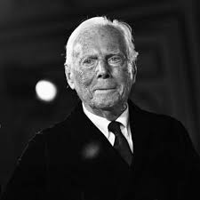 Murió Giorgio Armani, el 'rey' de la moda italiana