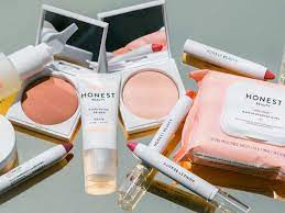 Make up is something that is still a topic for debate in india. Best Natural Organic Makeup Brands You Need To Know