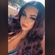 Barbara Outen's Instagram, Twitter & Facebook