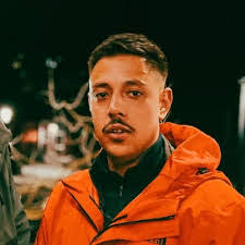 Adam Cresswell's Instagram, Twitter & Facebook