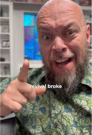 Experiencing God's Love: A Crazy Moment of Praise