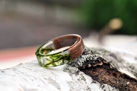 Resin Moss Rings Womens Wood Ring Forest Jewelry Nature Lover Etsy Wood Rings Women Wood Rings Wooden Rings Engagement