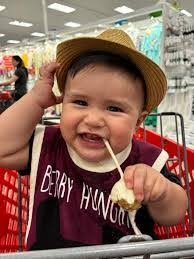 Lorena Guajardo's Instagram, Twitter & Facebook