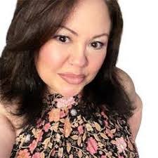 Melissa Cannon's Instagram, Twitter & Facebook