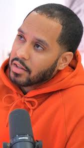 Who are your go-to influential figures for learning how to maximize  singleness in your Christian journey? Drop your favorites in the comments!  ⬇️, •, Twan Steele came through and shared insights