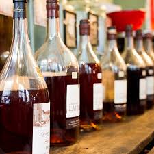 Grâce à notre grand choix de tables basses et tables d'appoint, vous trouverez une table répondant à vos besoins, coordonnée à votre intérieur. La Table De Becassine Bordeaux Menu Prix Restaurant Avis Reservations Tripadvisor