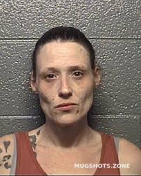 Candice Dabbs's Instagram, Twitter & Facebook