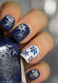 winter is the name of coldness all around when snow covers the ground and snowflakes are falling on us all through nageldesign bilder nageldesign nageldesigns