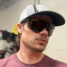 I have a pretty weird problem with my blinkers. It's a 90 model and the  other day I was just driving down the road when I went to change lanes my  right