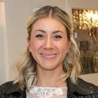 Emily Pace's Instagram, Twitter & Facebook