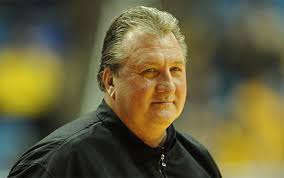 Huggins440x225.jpg
