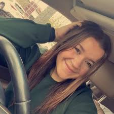 Riley Chapman (@rileychapman25)