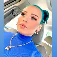 Dolores Raygoza's Instagram, Twitter & Facebook