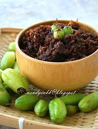 Namun, jika makan dengan nasi putih hanya berlaukkan sambal ini sahaja sudah cukup. Sambal Belimbing Recipe
