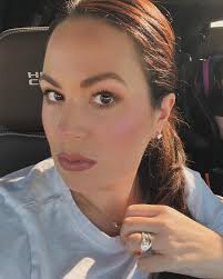 Kirstie Beckham (@kirstie_dalton_beckham) · Foto dan Reels Instagram