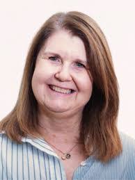 Kim Varner's Instagram, Twitter & Facebook