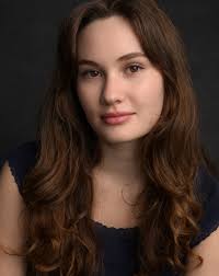 When you get to do what you love for a living it's truly an amazing gift!  When your clients are happy with their portraits, that's the icing