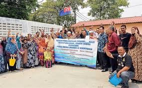 Sidang media ahli parlimen johor bahru di parlimen malaysia, 24 nov 2020. Taman Saujana Residents Say Developer Sold The Plots They Paid For The Star