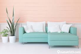 Satu set harga kursi sofa ruang tamu sudut biasa dibandrol dengan harga rp. 8 Set Kursi Ruang Tamu Unik Ini Cocok Untuk Rumah Minimalis Nan Estetis Rumah123 Com