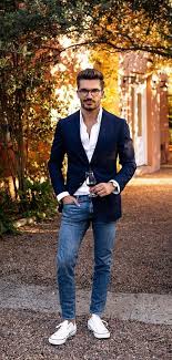 I'm not even gonna show you photos of these, i want you to try experiment on yourself and, if you want, you can share the results. 41 Best Blue Jeans With White Shirt Outfits For Men Fashion Hombre