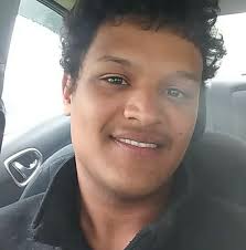 Hypothetical offspring of Jawa Hunter and Xur in Destiny 2