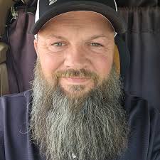 Cayenne pepper and cinnamon repel ants outside