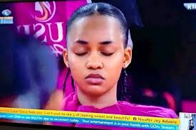 Ladies and Gentlemen. We have a female winner😂😂 Miss koyin