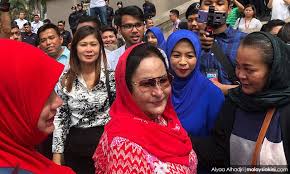 Tukang Emas Lubnan Saman Rosmah Fashion Jewelry Crown Jewelry