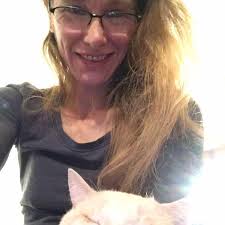 What is the contact number for Screven County animal foster care to help a  found cat?