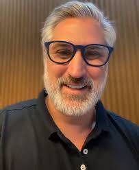 76 Year Old from USA 🇺🇸 Today's my Birthday No one To Wish