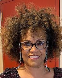 Lisa Dawn's Instagram, Twitter & Facebook