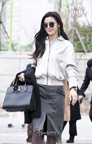 Jun ji hyun is a such simply amazing and talented actress. Jun Jihyun 2017 Legend Of The Blue Sea Kdrama Fashion Jun Ji Hyun Fashion Sea Fashion