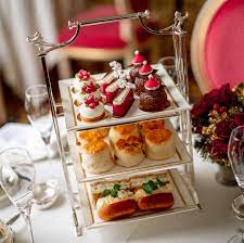 The Best Festive Afternoon Tea Is Served At These Luxurious Hotels Around The World The Hotel Trotter Afternoon Tea Christmas Afternoon Tea Christmas Desserts
