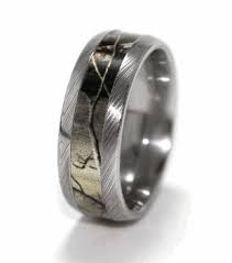 Men S Polished Damascus Steel Camo Ring In 2022 Camo Wedding Rings Camo Rings Mens Wedding Rings