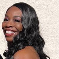 Raynette Wright's Instagram, Twitter & Facebook