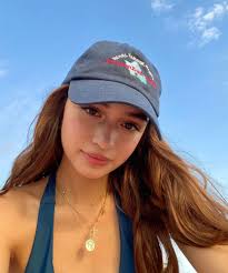 The Cruz Sisters' Favorite Beauty Trends And Makeup Products