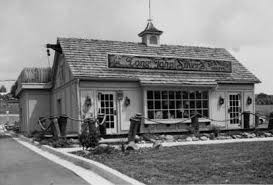 The First Long John Silvers Restaurant Was Opened In 1969 In Lexington Kentucky The Original Location On So Lexington Ky Lexington Kentucky Long John Silver