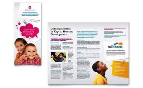 Pamflet adalah selembar kertas yang dikemas dengan cara dilipat yang saling berhubungan satu sama lain, dan tak memiliki cover serta tidak dijilid. 40 Desain Brosur Pamflet Kesehatan Dan Medis Ayuprint Co Id Pamphlet Template Free Brochure Template Brochure Design Template