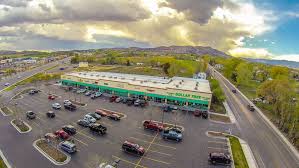 Vernal is 2,795.21 mi (4,498.45 km) north of the equator, so it is located in the northern hemisphere. 1820 W Highway 40 Vernal Ut 84078 Vernal Marketplace Loopnet Com