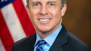 Judge says Trump cannot fire head of Office of Special Counsel