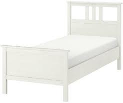 ▶ ikea bett 90x200 hemnes hemnes bettgestell weiß gebeizt 90x200 cm ikea ~ unter dem bett ist jede menge platz für bettkästen perfekt zu. Ikea Hemnes Bettgestell Weiss Gebeizt 90x200cm 302 495 46 Ab 149 00 Preisvergleich Bei Idealo De